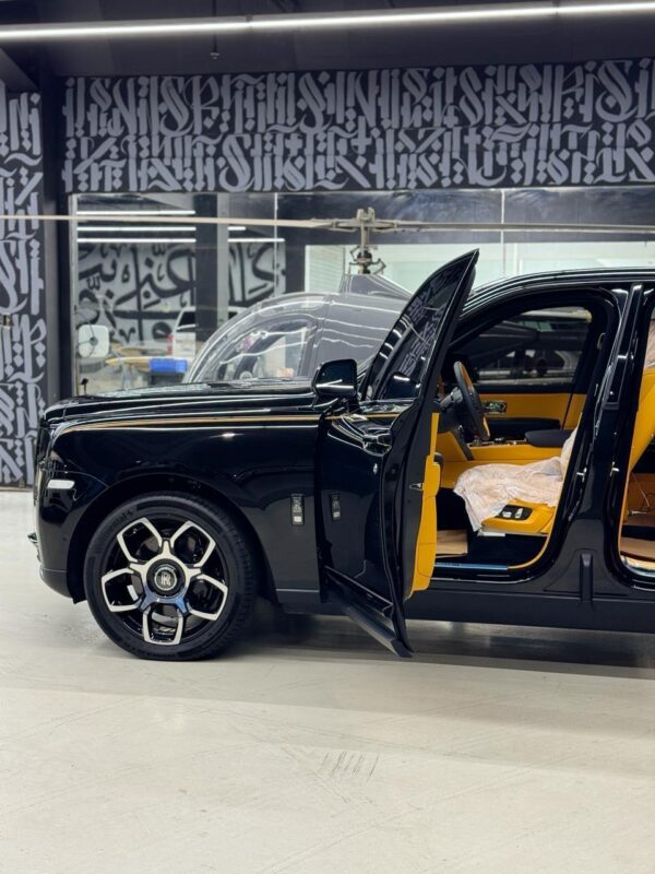 Rolls-Royce Cullinan- 2022